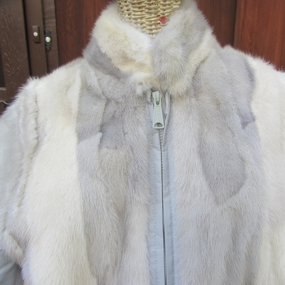 GRAY REVERSIBLE MINK & NYLON BOMBER JACKET SZ S - Picture 3 of 8